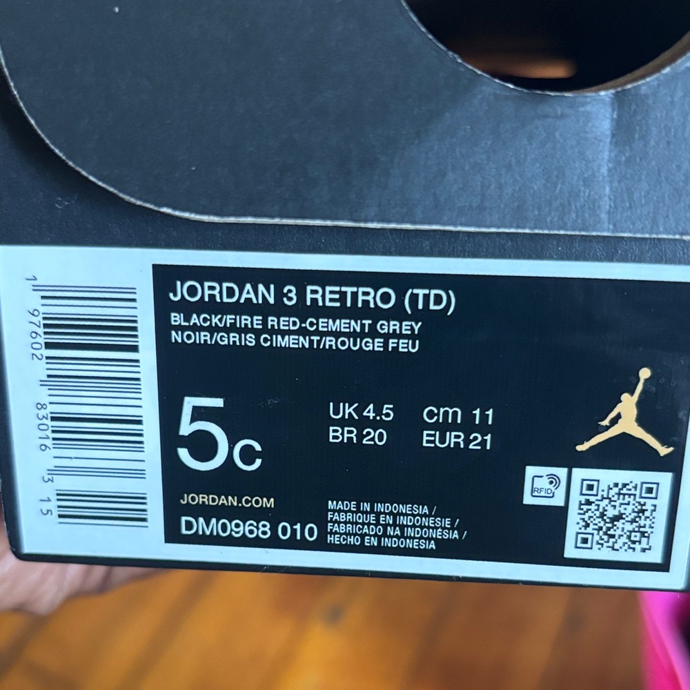 Jordan 3 Retro Kids' Sneakers - Black, Red, Grey